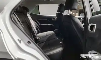 Hyundai Venue 2020 1.6 автомат (гидро), миниатюра 12