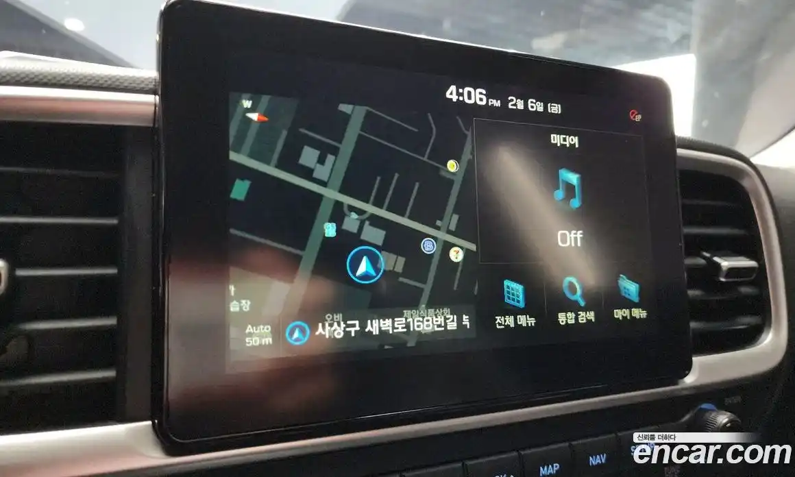 Hyundai Venue 2020 1.6 автомат (гидро), фото 16