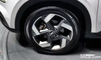 Hyundai Venue 2020 1.6 автомат (гидро), миниатюра 5