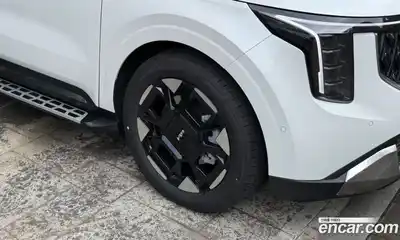 Kia Carnival 2026 1.6 автомат (гидро), миниатюра 5