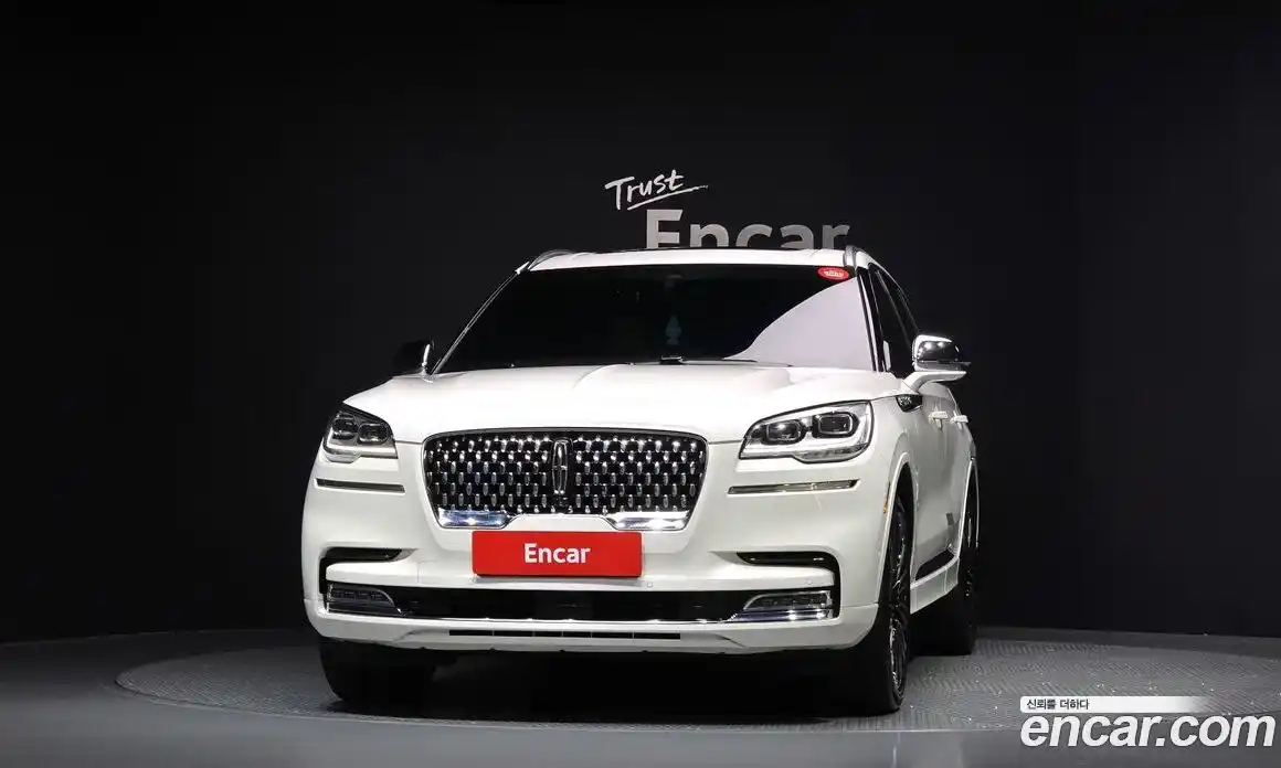 Lincoln Aviator 2022 3.0 автомат (гидро), фото 3 Lincoln Aviator 2022 3.0 автомат (гидро), фото 3