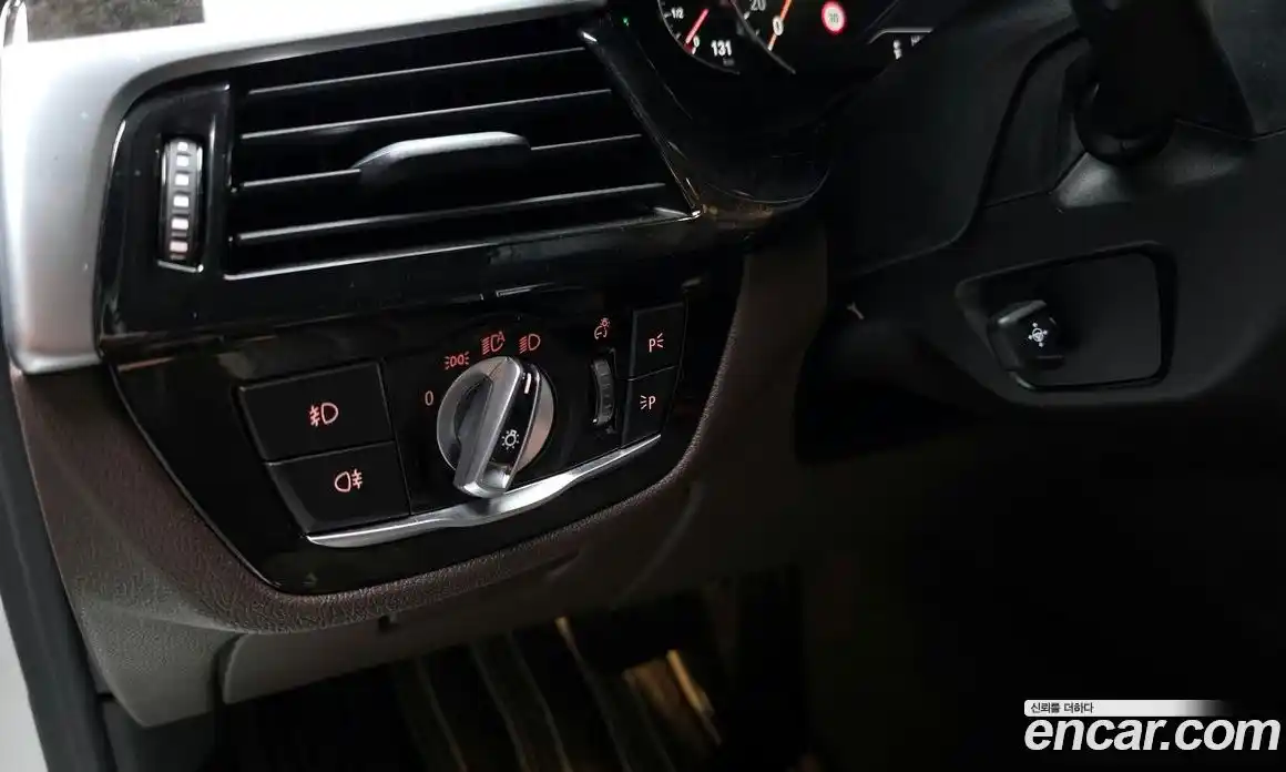 BMW 5 серия 2018 3.0 автомат (гидро), фото 29