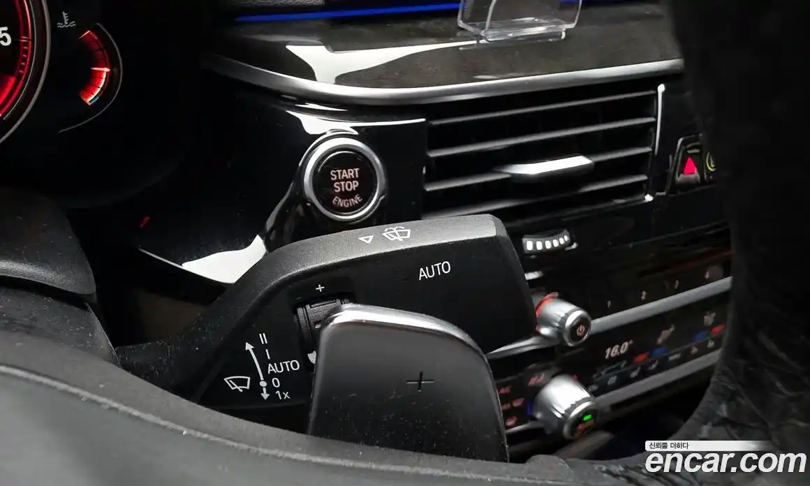 BMW 5 серия 2018 3.0 автомат (гидро), фото 30