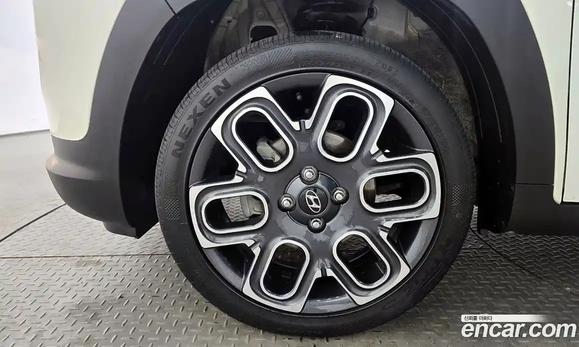 Hyundai Casper 2022 1.0 автомат (гидро), фото 5