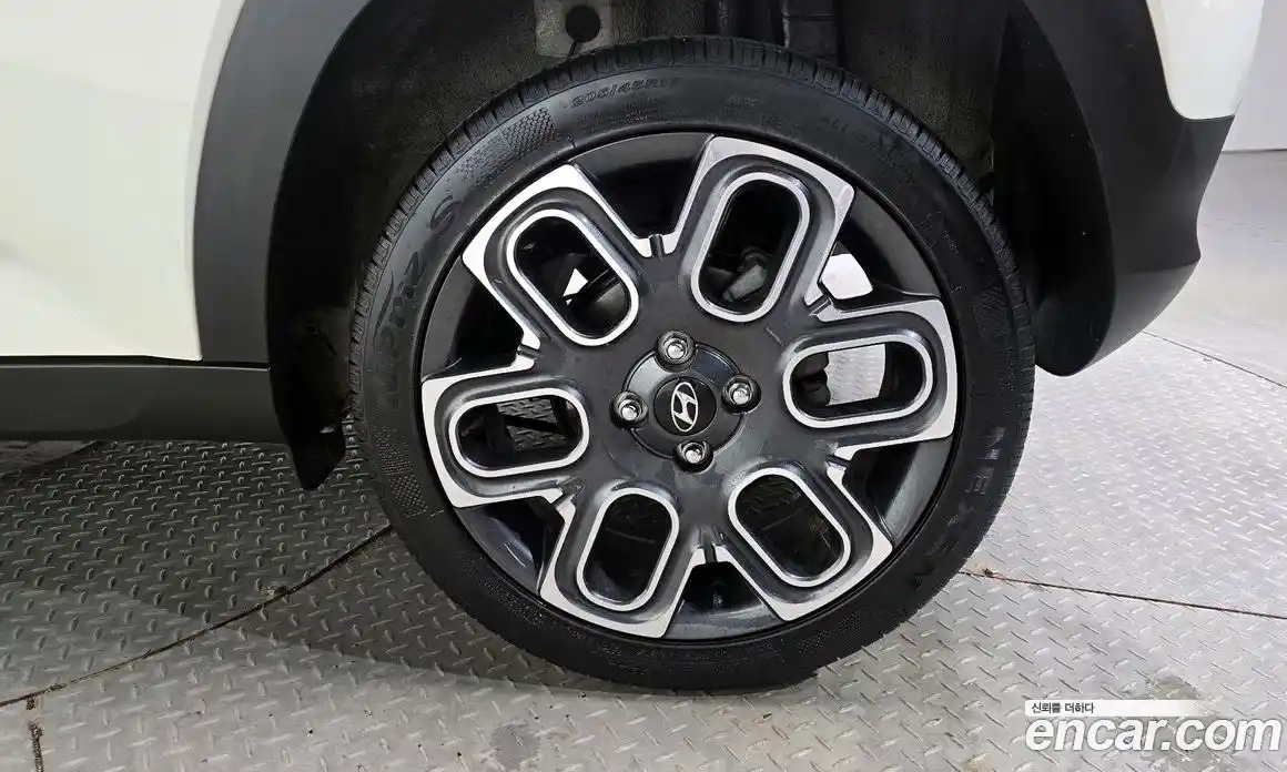 Hyundai Casper 2022 1.0 автомат (гидро), фото 7