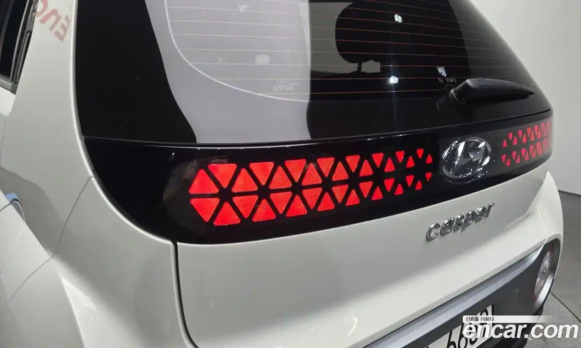 Hyundai Casper 2022 1.0 автомат (гидро), фото 9