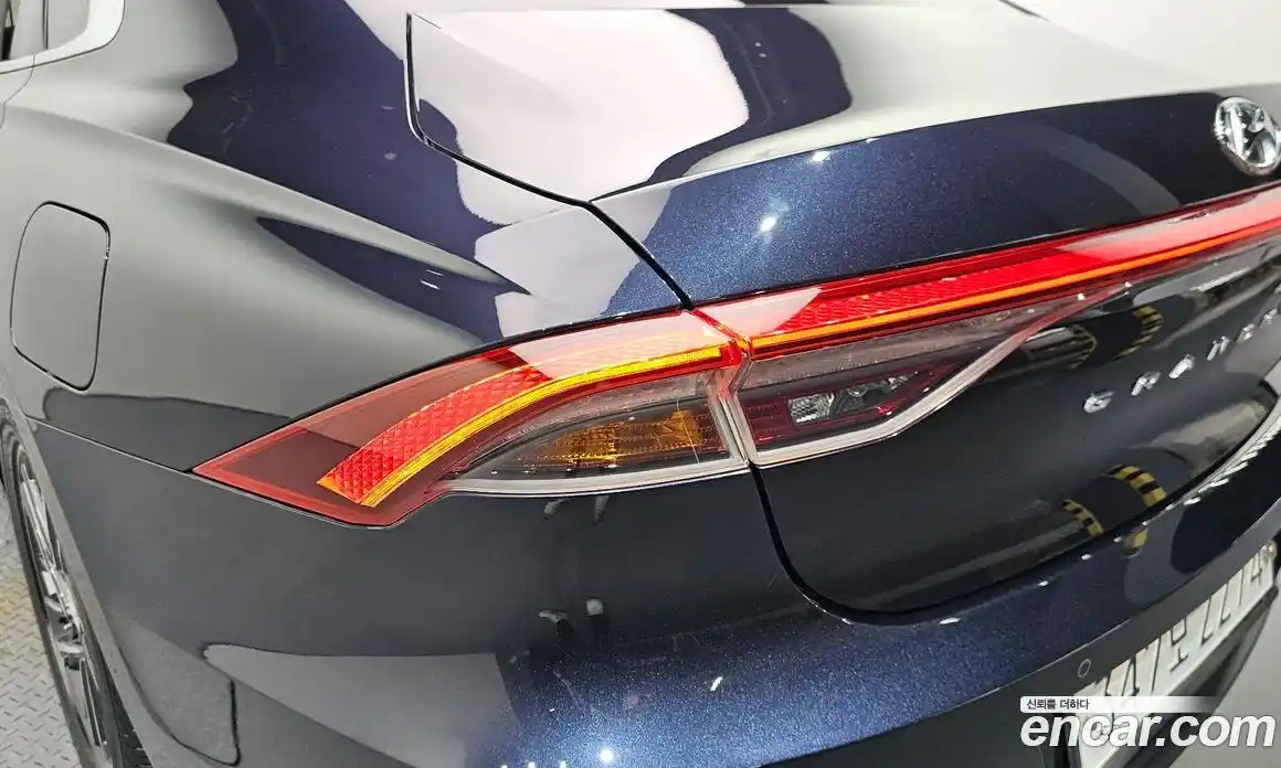 Hyundai Grandeur 2020 2.5 автомат (гидро), фото 9