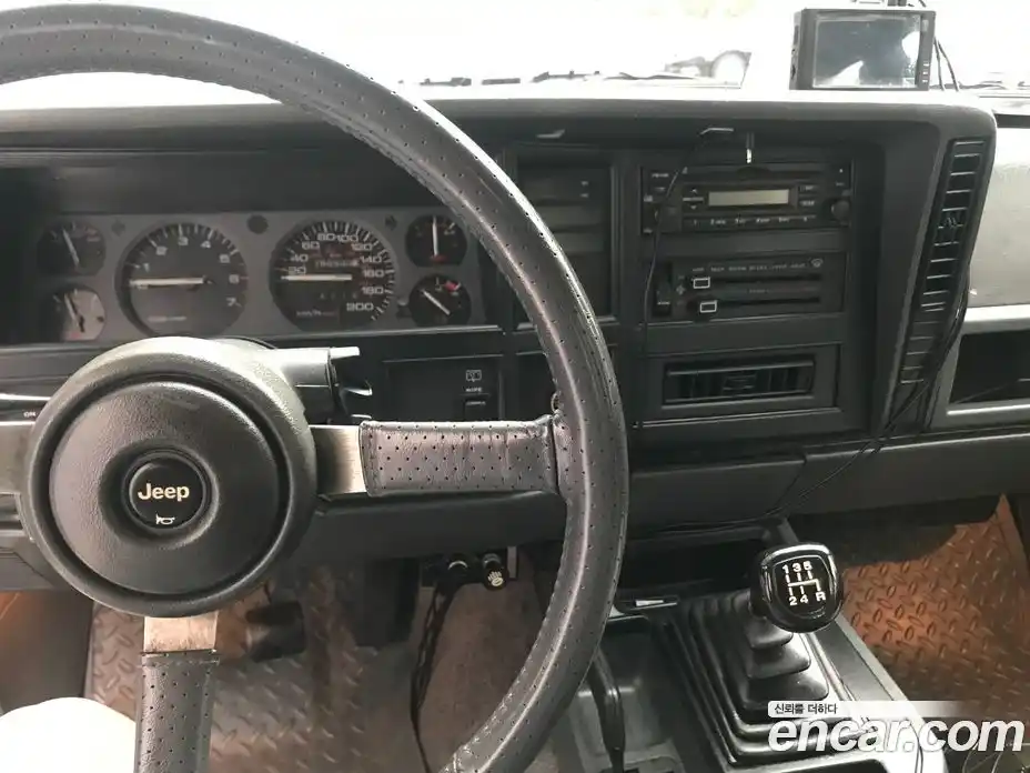 Jeep Cherokee 1994 2.5 механика, фото 8