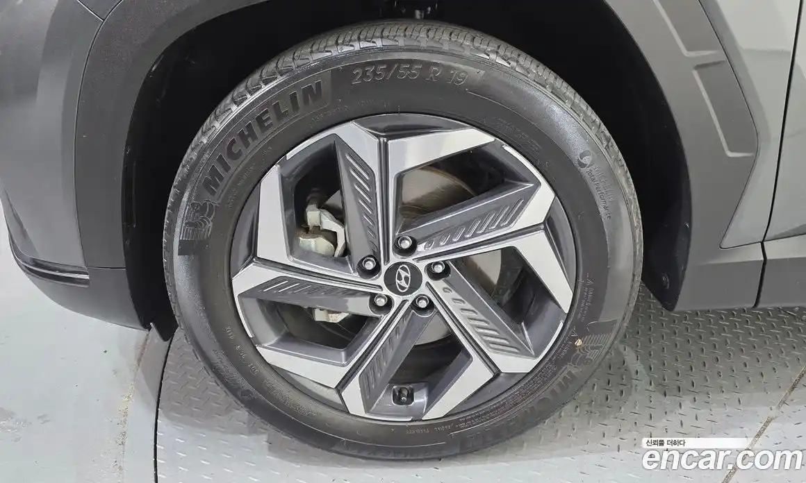 Hyundai Tucson 2023 1.6 автомат (гидро), фото 5
