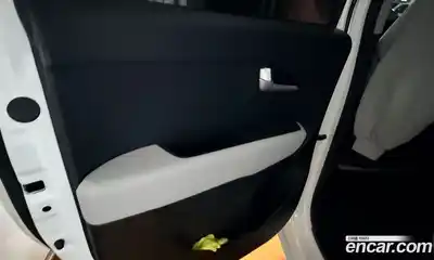 Kia Ray 2024 1.0 автомат (гидро), миниатюра 7