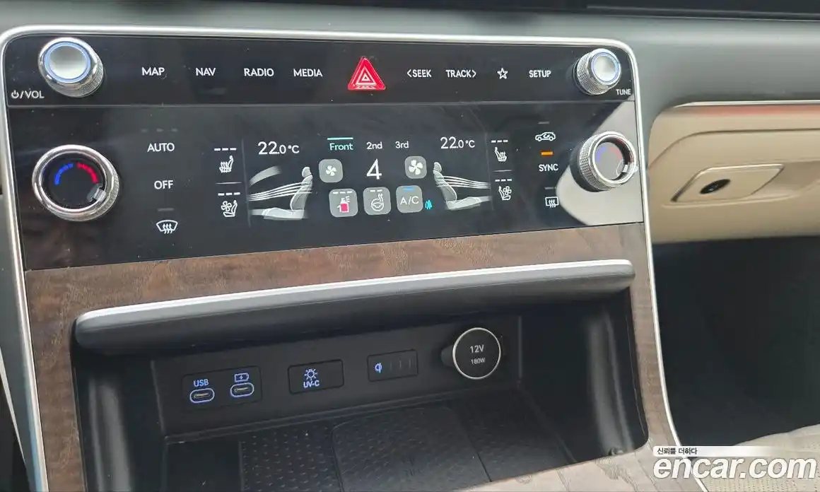 Genesis GV80 2024 3.5 автомат (гидро), фото 17