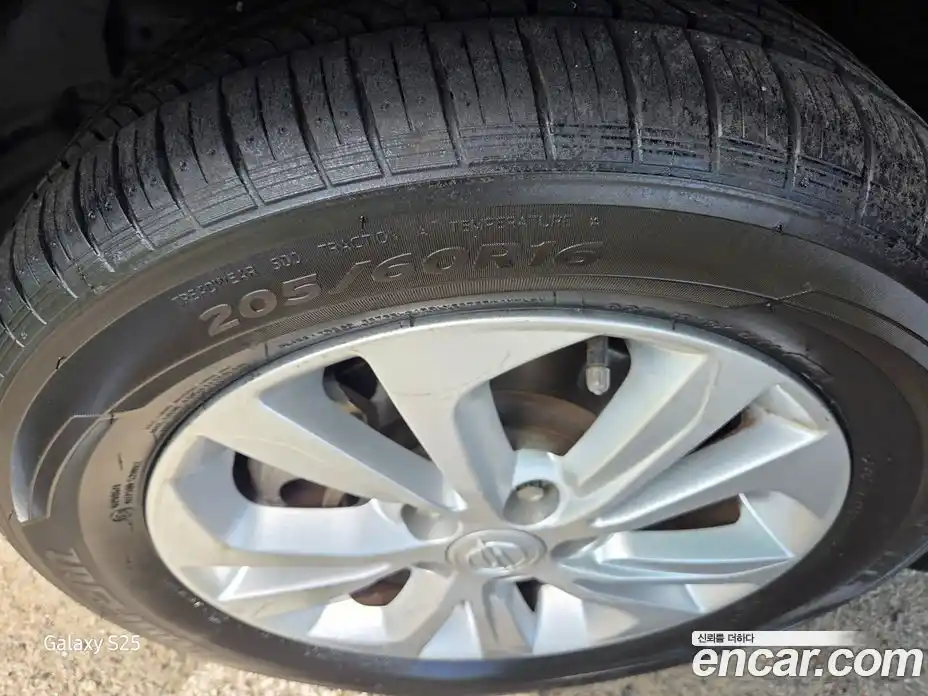SsangYong TIBOLI 2019 1.6 автомат (гидро), фото 11