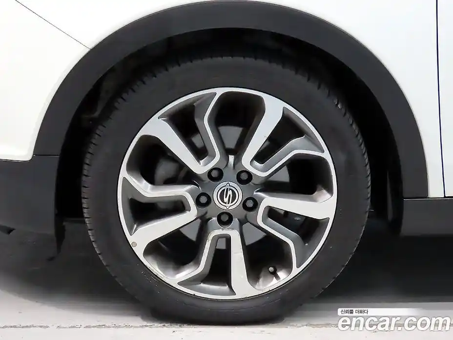 SsangYong TIBOLI 2016 1.6 автомат (гидро), фото 5