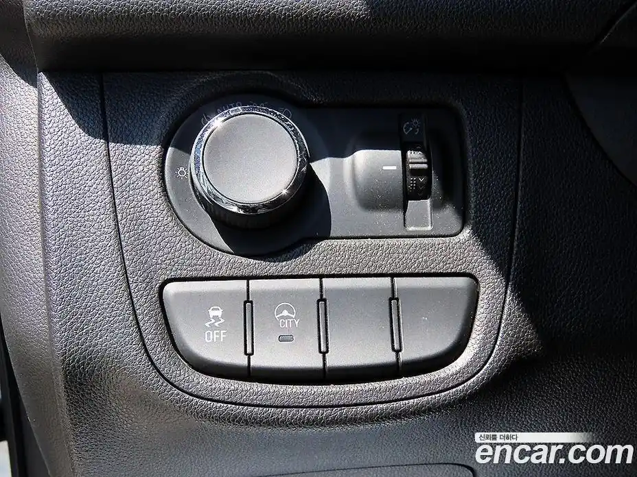 Chevrolet Spark 2020 1.0 автомат (гидро), фото 12