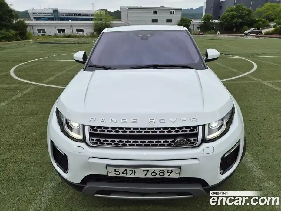 Land Rover Range Rover Evoque 2018 2.0 автомат (гидро), фото 3