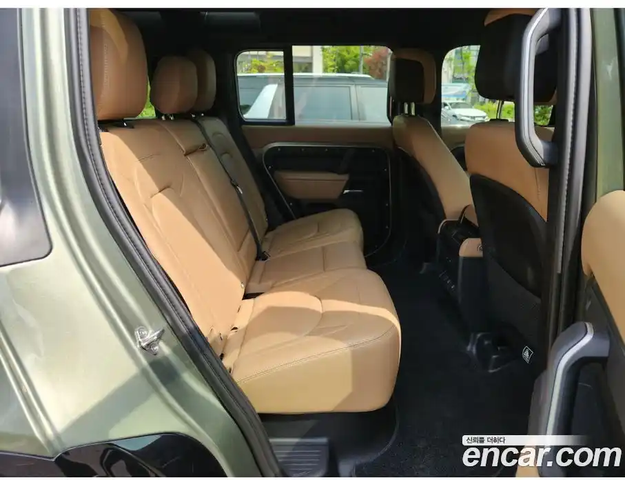 Land Rover Defender 2024 2.0 автомат (гидро), фото 11