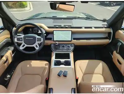 Land Rover Defender 2024 2.0 автомат (гидро), миниатюра 7