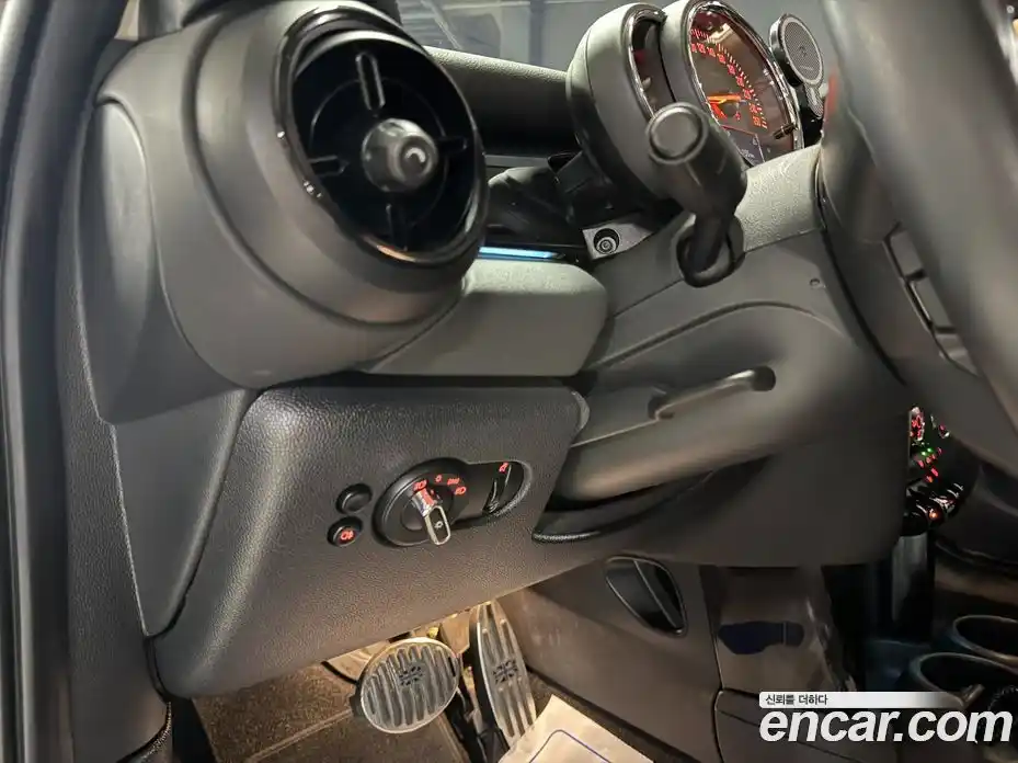 Mini Cooper 2022 1.5 автомат (гидро), фото 15