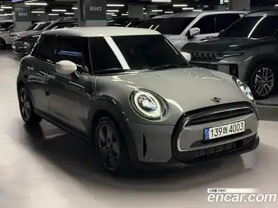 Mini Cooper 2022 1.5 автомат (гидро), миниатюра 2