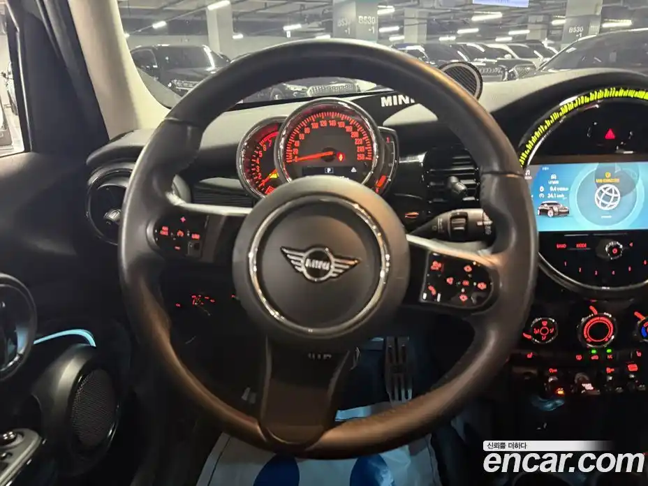 Mini Cooper 2022 1.5 автомат (гидро), фото 8