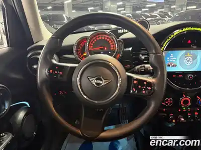 Mini Cooper 2022 1.5 автомат (гидро), миниатюра 8