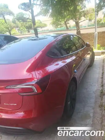 Tesla Model 3 2024 автомат (гидро), миниатюра 1