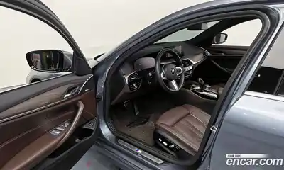 BMW 5 серия 2019 2.0 автомат (гидро), миниатюра 10