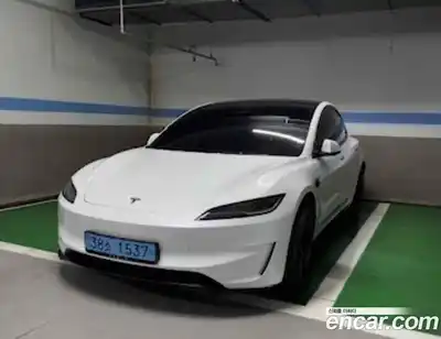 Tesla Model 3, 2024, 35 000 км