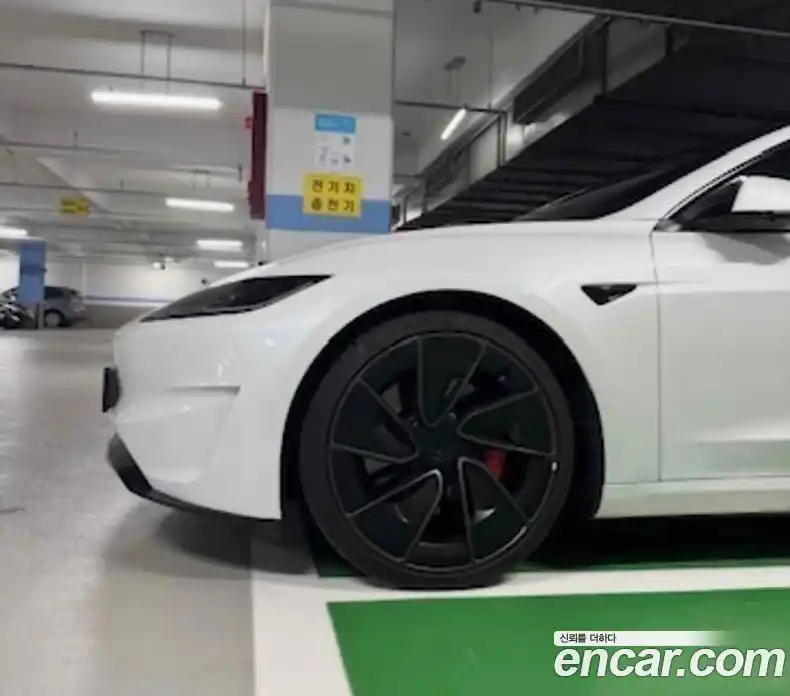 Tesla Model 3 2024 автомат (гидро), фото 2 Tesla Model 3 2024 автомат (гидро), фото 2