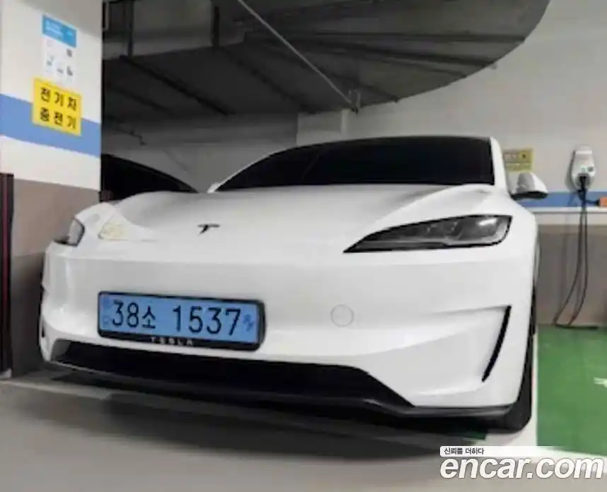 Tesla Model 3 2024 автомат (гидро), фото 3 Tesla Model 3 2024 автомат (гидро), фото 3