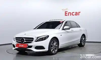 Mercedes-Benz C-Class, 2018, 108 122 км