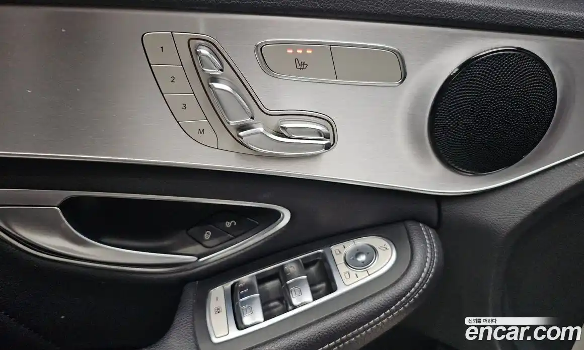 Mercedes-Benz C-Class 2018 2.0 гидро, фото 13 Mercedes-Benz C-Class 2018 2.0 гидро, фото 13