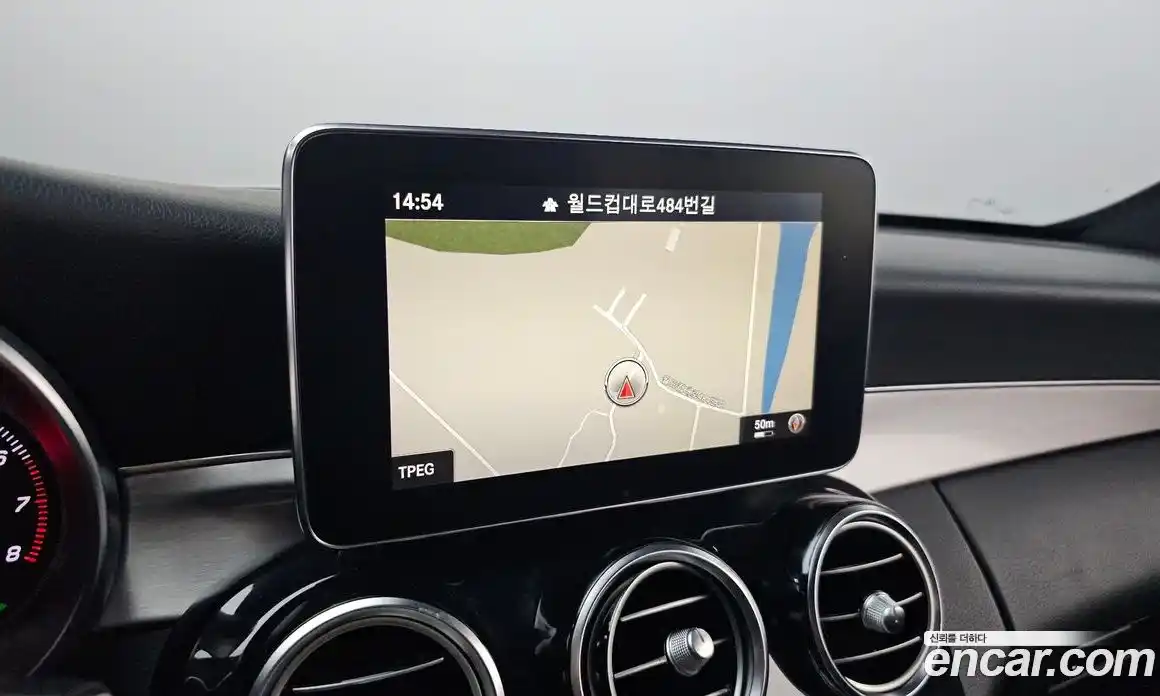 Mercedes-Benz C-Class 2018 2.0 гидро, фото 18 Mercedes-Benz C-Class 2018 2.0 гидро, фото 18