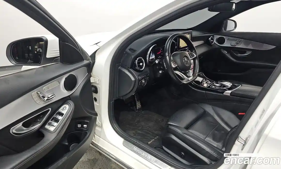 Mercedes-Benz C-Class 2018 2.0 гидро, фото 10 Mercedes-Benz C-Class 2018 2.0 гидро, фото 10
