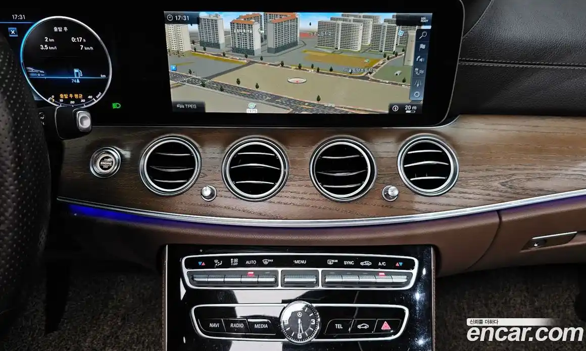 Mercedes-Benz E-Class 2018 2.0 автомат (гидро), фото 13