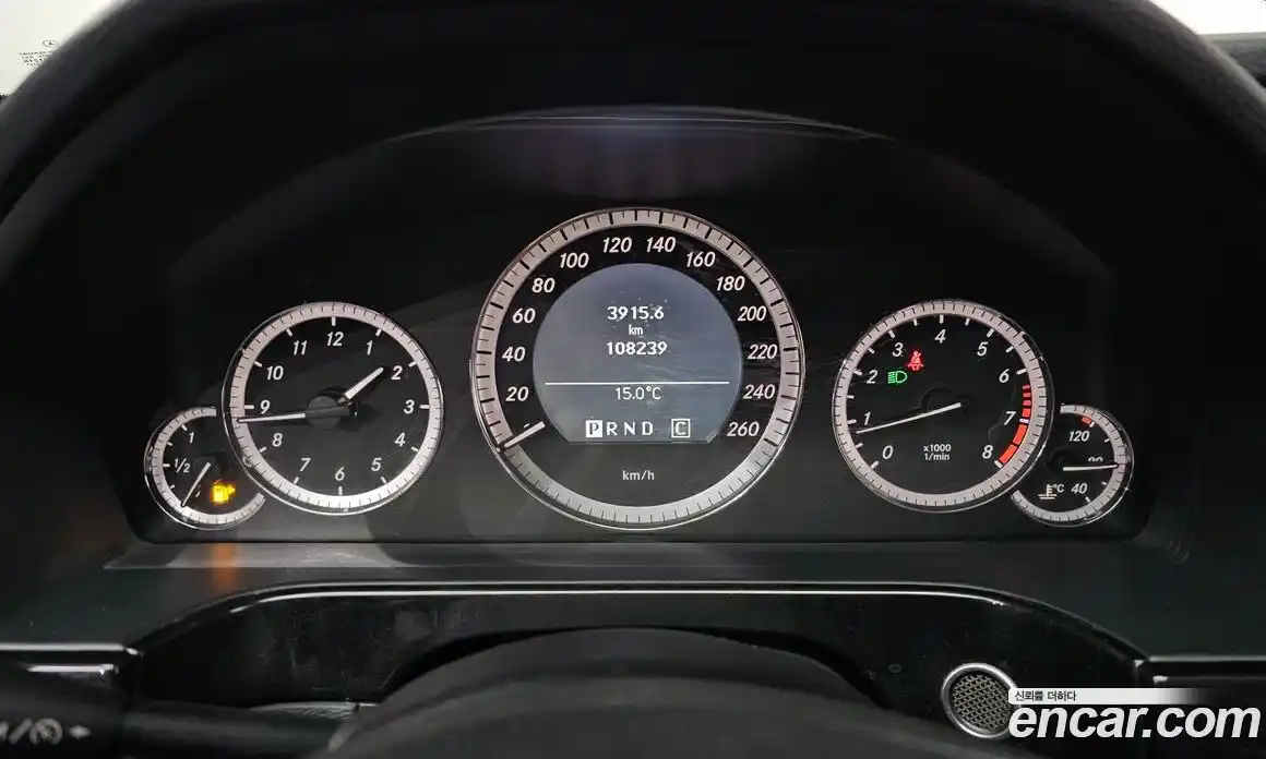 Mercedes-Benz E-Class 2010 1.8 автомат (гидро), фото 8