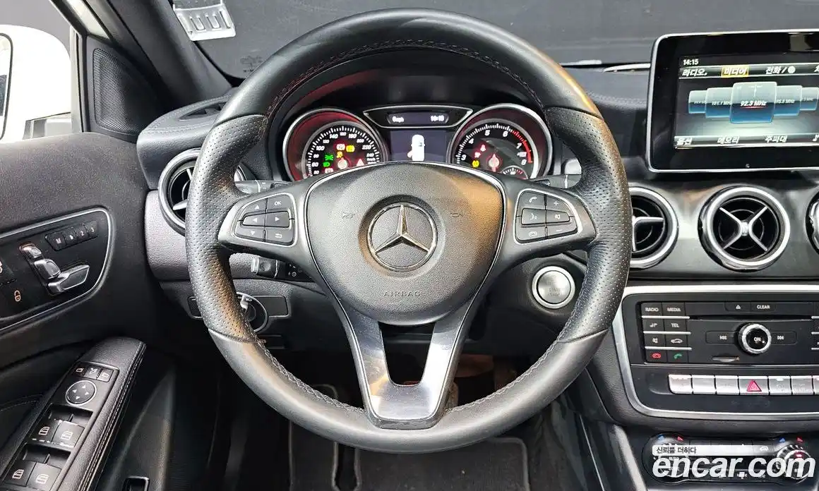 Mercedes-Benz GLA-Class 2018 2.0 гидро, фото 13