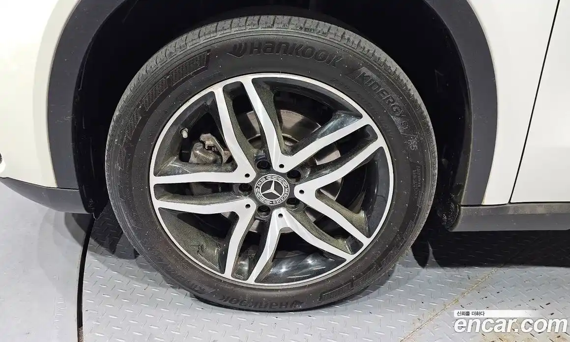 Mercedes-Benz GLA-Class 2018 2.0 гидро, фото 5