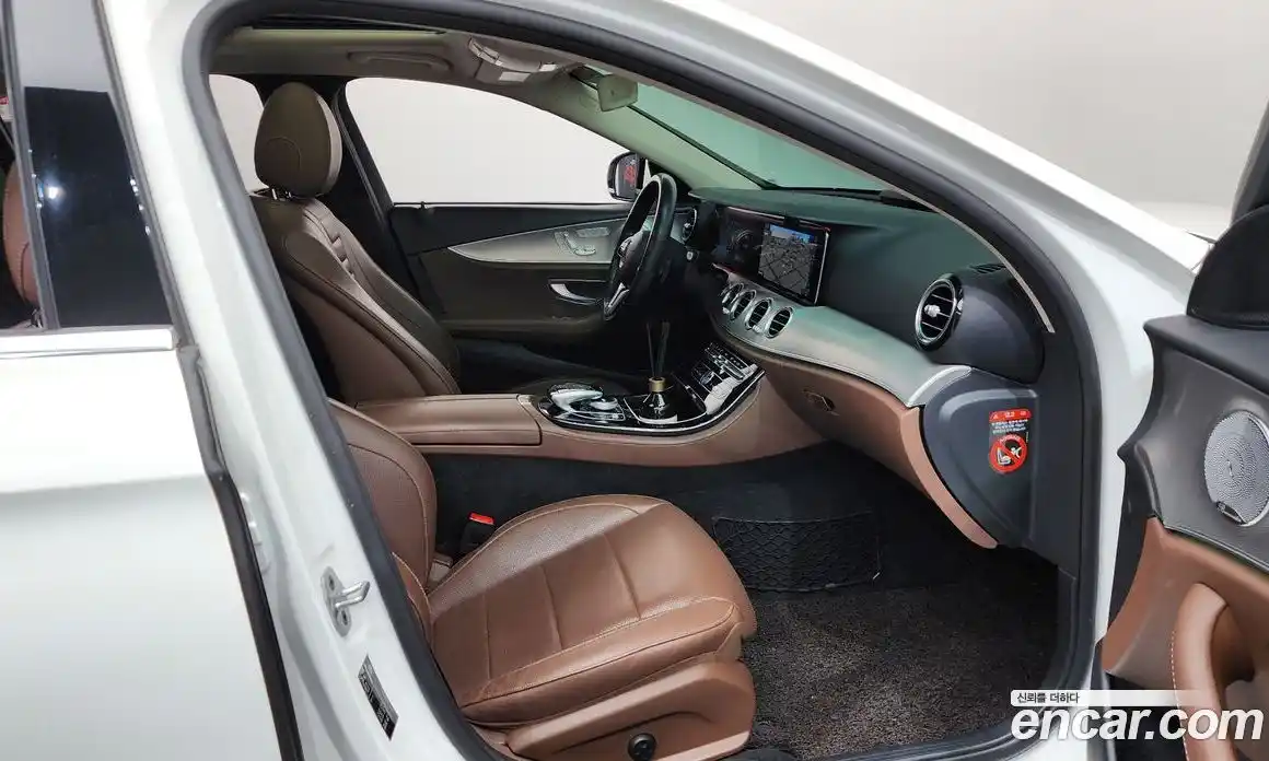Mercedes-Benz E-Class 2018 2.0 автомат (гидро), фото 11