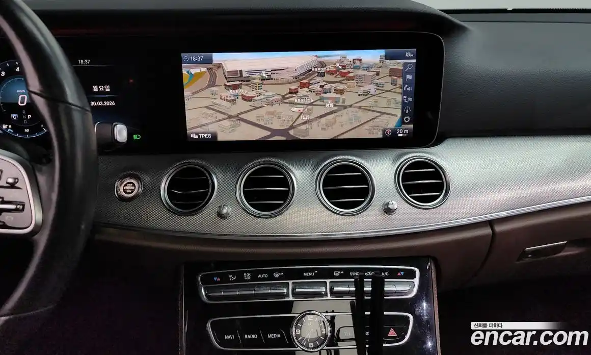 Mercedes-Benz E-Class 2018 2.0 автомат (гидро), фото 14