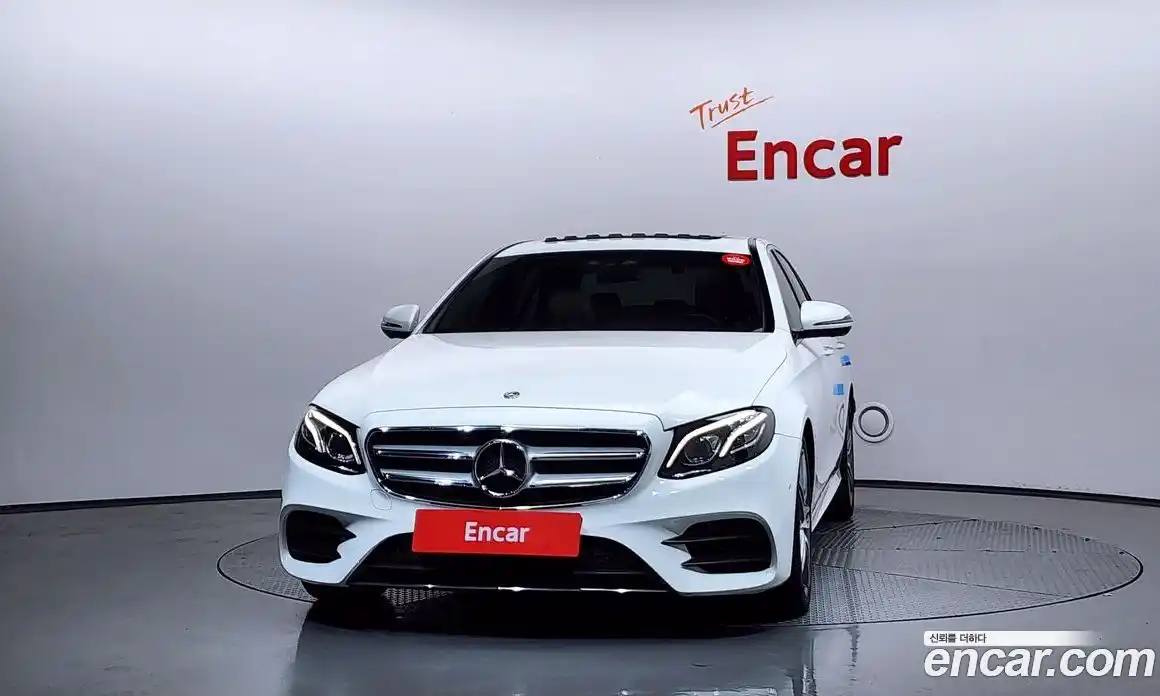 Mercedes-Benz E-Class 2018 2.0 автомат (гидро), фото 3