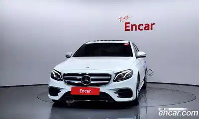 Mercedes-Benz E-Class 2018 2.0 автомат (гидро), миниатюра 3
