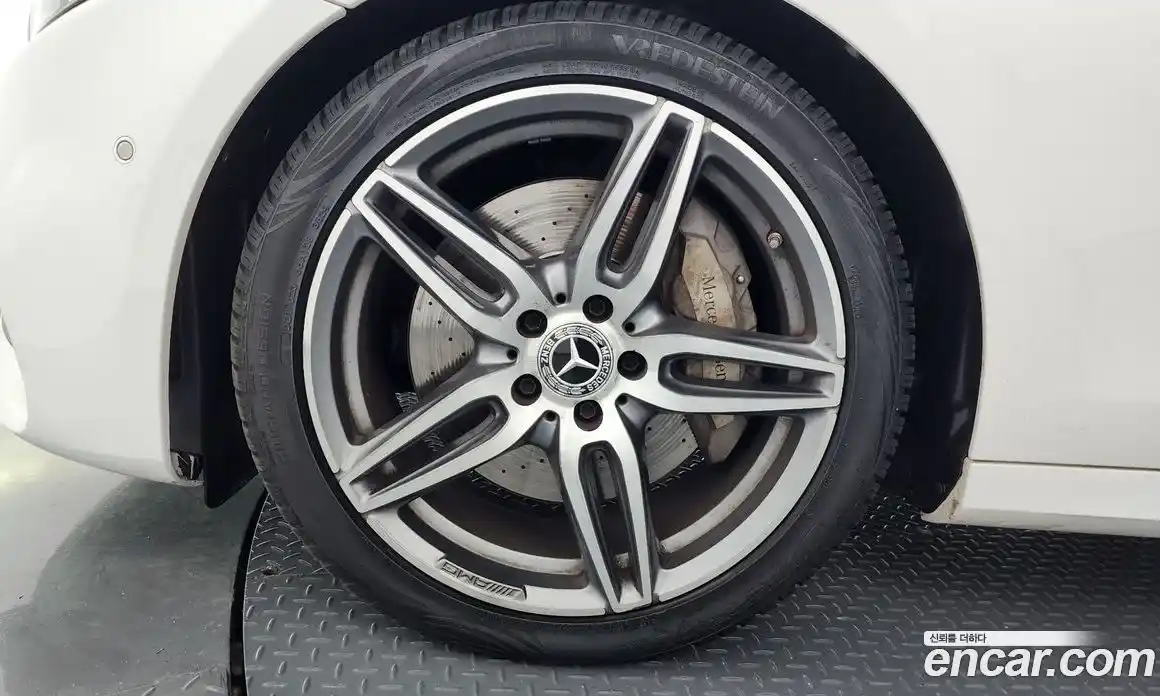 Mercedes-Benz E-Class 2018 2.0 автомат (гидро), фото 5
