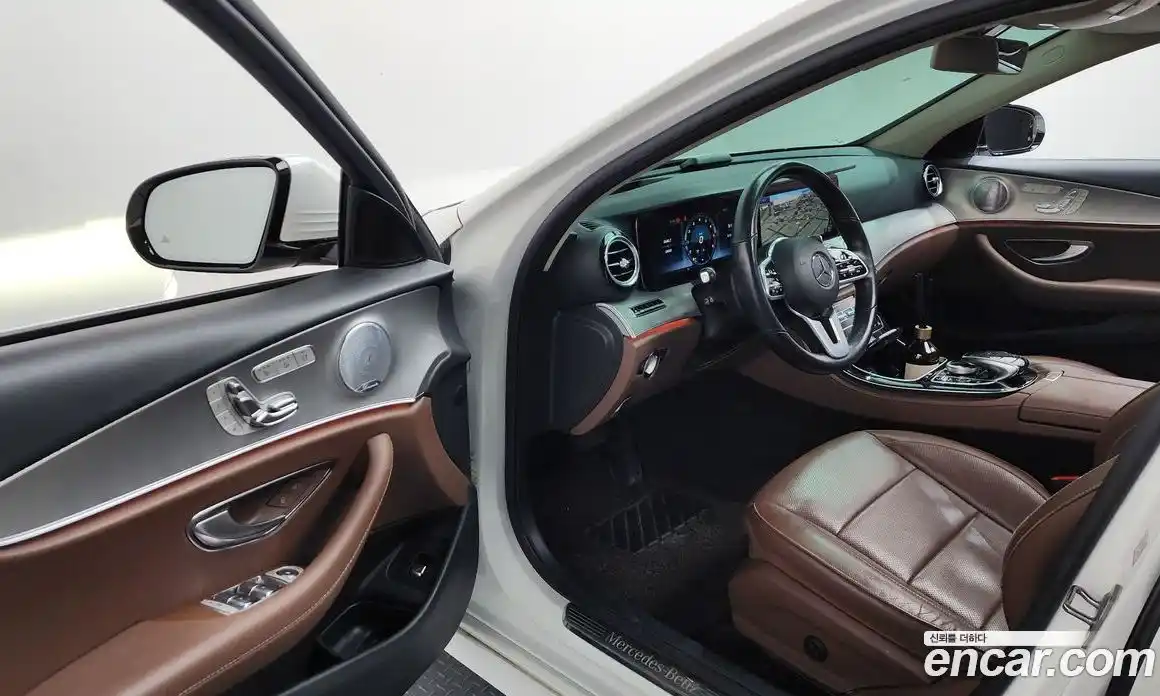 Mercedes-Benz E-Class 2018 2.0 автомат (гидро), фото 10