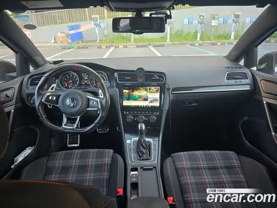 Volkswagen Golf 2016 2.0 автомат (гидро), фото 6