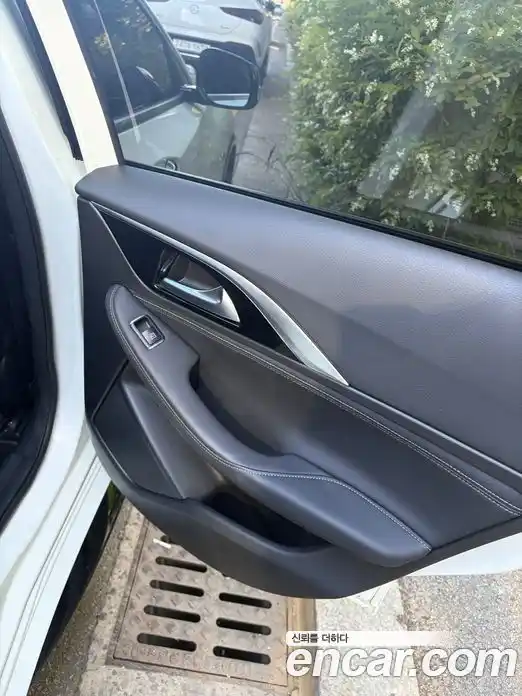 Infiniti Q30 2019 2.0 автомат (гидро), фото 12 Infiniti Q30 2019 2.0 автомат (гидро), фото 12