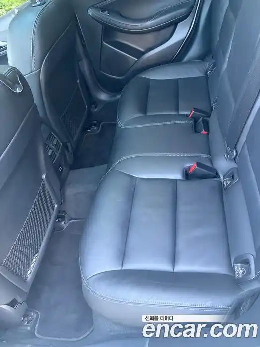 Infiniti Q30 2019 2.0 автомат (гидро), фото 13 Infiniti Q30 2019 2.0 автомат (гидро), фото 13