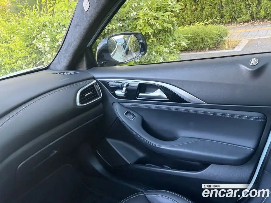 Infiniti Q30 2019 2.0 автомат (гидро), фото 9 Infiniti Q30 2019 2.0 автомат (гидро), фото 9