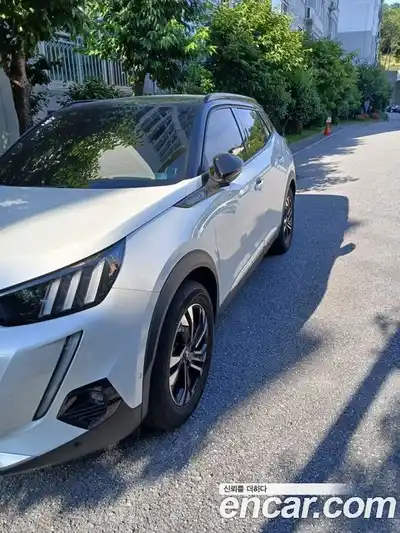 Peugeot 2008 2021 1.6 автомат (гидро), миниатюра 2