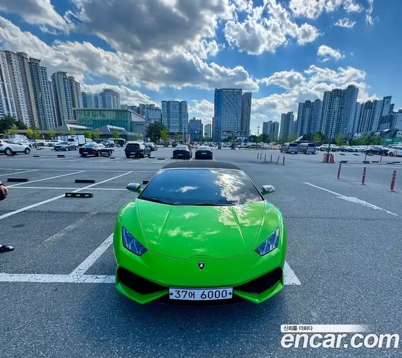 Lamborghini Huracan 2017 5.2 автомат (гидро), фото 3 Lamborghini Huracan 2017 5.2 автомат (гидро), фото 3